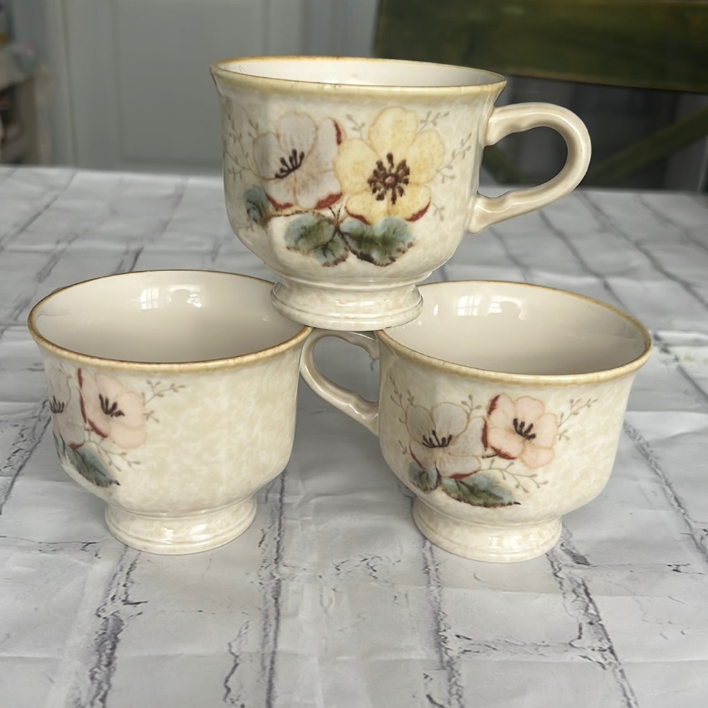 Vintage Mikasa AVANTE FE 902 FIRENZE Japan set of 3 mugs